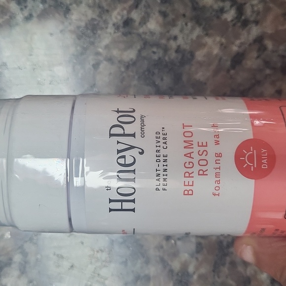 Honeypot Bath & Body Honey Pot Bergamot Rose New Foaming Wash
